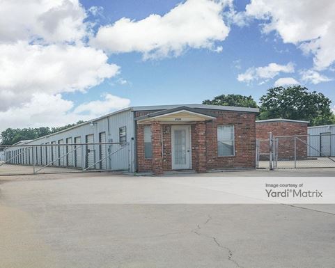 Source URL: https://cdnsc.rentcafe.com/dmslivecafe/3/1064896/1064896-1-4.jpg?width=-1&height=385&quality=80