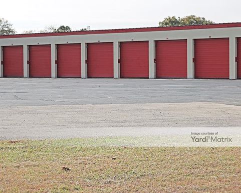 Source URL: https://cdnsc.rentcafe.com/dmslivecafe/3/1064897/1064897-1-3.jpg?width=-1&height=385&quality=80