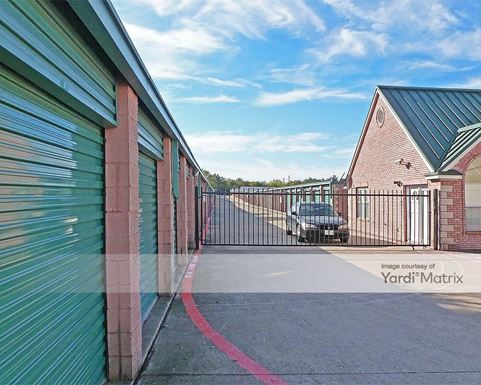 Source URL: https://cdnsc.rentcafe.com/dmslivecafe/3/1064901/1064901-1-3.jpg?width=-1&height=385&quality=80