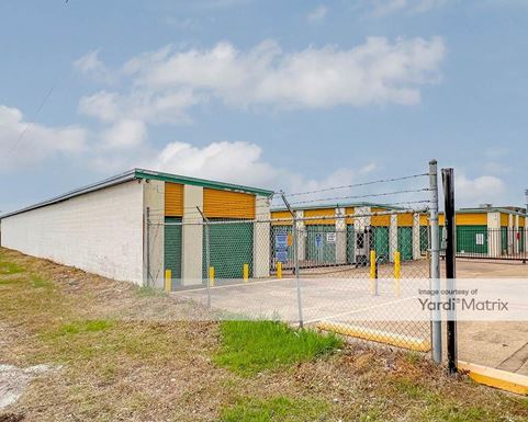 Source URL: https://cdnsc.rentcafe.com/dmslivecafe/3/1064904/1064904-1-4.jpg?width=-1&height=385&quality=80