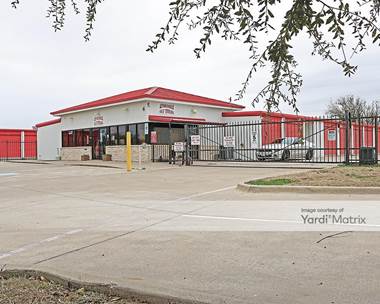 Storage Units for Rent available at 1502 North Nolan River Road, Cleburne, TX 76033