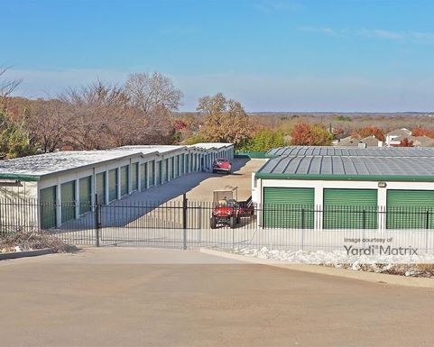 Source URL: https://cdnsc.rentcafe.com/dmslivecafe/3/1064909/1064909-1-2.jpg?width=-1&height=385&quality=80