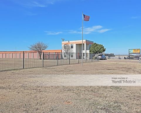 Source URL: https://cdnsc.rentcafe.com/dmslivecafe/3/1064912/1064912-1-2.jpg?width=-1&height=385&quality=80