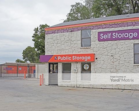 Source URL: https://cdnsc.rentcafe.com/dmslivecafe/3/1064918/1064918-1-2.jpg?width=-1&height=385&quality=80