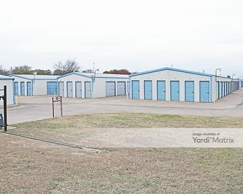 Source URL: https://cdnsc.rentcafe.com/dmslivecafe/3/1064939/1064939-1-5.jpg?width=-1&height=385&quality=80