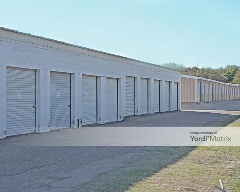 Source URL: https://cdnsc.rentcafe.com/dmslivecafe/3/1064941/1064941-1-4.jpg?width=-1&height=385&quality=80