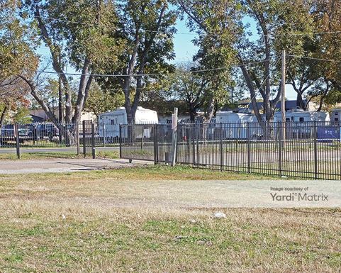 Source URL: https://cdnsc.rentcafe.com/dmslivecafe/3/1064942/1064942-1-2.jpg?width=-1&height=385&quality=80