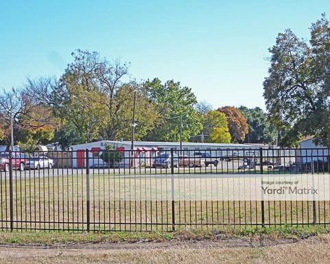 Source URL: https://cdnsc.rentcafe.com/dmslivecafe/3/1064942/1064942-1-3.jpg?width=-1&height=385&quality=80