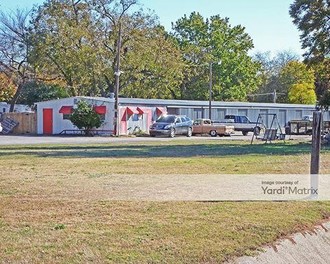 Source URL: https://cdnsc.rentcafe.com/dmslivecafe/3/1064942/1064942-1-4.jpg?width=-1&height=385&quality=80