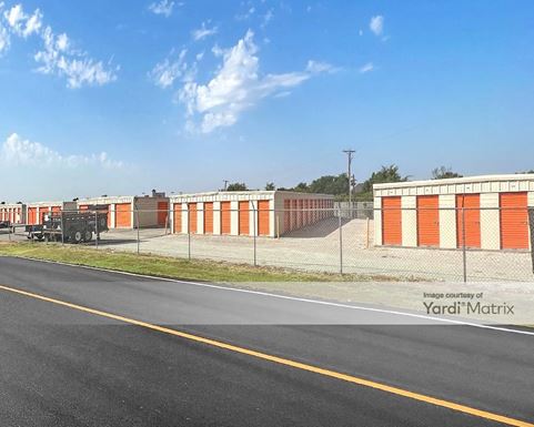 Source URL: https://cdnsc.rentcafe.com/dmslivecafe/3/1064950/1064950-1-4.jpg?width=-1&height=385&quality=80