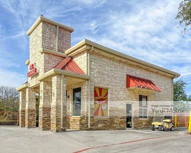 Storage Units for Rent available at 6150 Bryant Irvin Road, Fort Worth, TX 76132