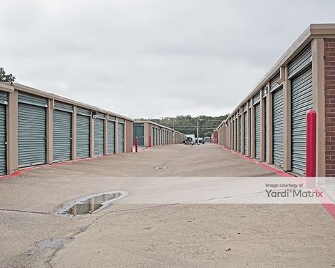 Source URL: https://cdnsc.rentcafe.com/dmslivecafe/3/1064957/1064957-1-3.jpg?width=-1&height=385&quality=80