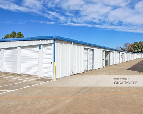 Source URL: https://cdnsc.rentcafe.com/dmslivecafe/3/1064960/1064960-1-5.jpg?width=-1&height=385&quality=80