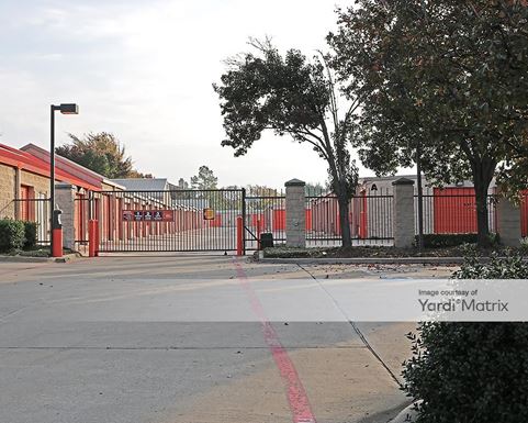 Source URL: https://cdnsc.rentcafe.com/dmslivecafe/3/1064964/1064964-1-3.jpg?width=-1&height=385&quality=80