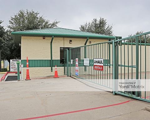 Source URL: https://cdnsc.rentcafe.com/dmslivecafe/3/1064967/1064967-1-3.jpg?width=-1&height=385&quality=80