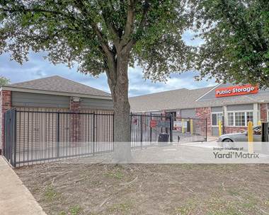 Storage Units for Rent available at 3030 Sycamore School Road, Fort Worth, TX 76133