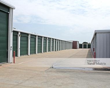 Storage Units for Rent available at 4660 South Highway 360, Grand Prairie, TX 75052