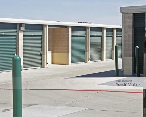 Source URL: https://cdnsc.rentcafe.com/dmslivecafe/3/1064981/1064981-1-4.jpg?width=-1&height=385&quality=80