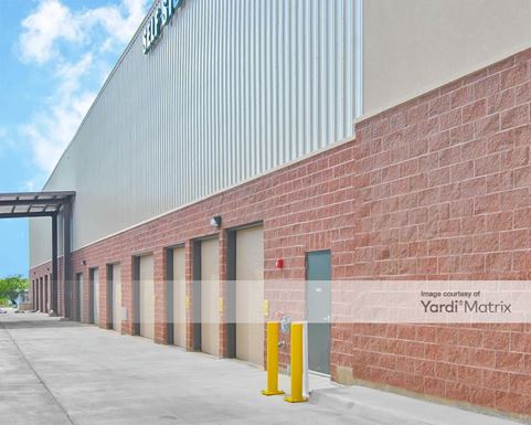 Source URL: https://cdnsc.rentcafe.com/dmslivecafe/3/1064990/1064990-1-3.jpg?width=-1&height=385&quality=80