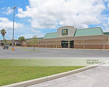 Storage Units for Rent available at 13100 66th Street North, Largo, FL 33773