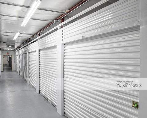 Source URL: https://cdnsc.rentcafe.com/dmslivecafe/3/1065090/1065090-1-3.jpg?width=-1&height=385&quality=80