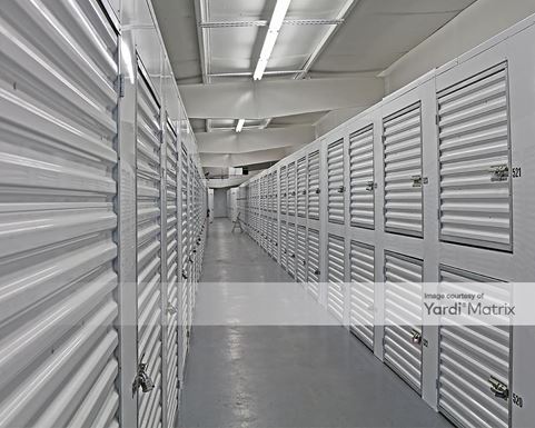 Source URL: https://cdnsc.rentcafe.com/dmslivecafe/3/1065112/1065112-1-4.jpg?width=-1&height=385&quality=80