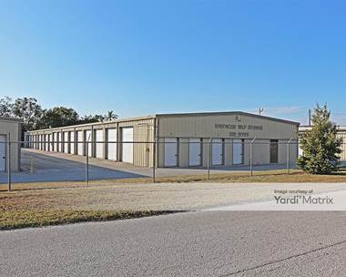 Storage Units for Rent available at 4207 Hammond Drive, Winter Haven, FL 33881
