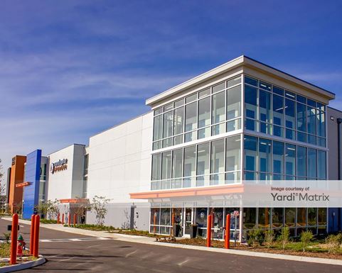 Source URL: https://cdnsc.rentcafe.com/dmslivecafe/3/1065137/1065137-1-5.jpg?width=-1&height=385&quality=80