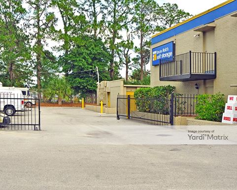 Source URL: https://cdnsc.rentcafe.com/dmslivecafe/3/1065147/1065147-1-4.jpg?width=-1&height=385&quality=80