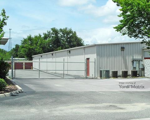 Source URL: https://cdnsc.rentcafe.com/dmslivecafe/3/1065186/1065186-1-4.jpg?width=-1&height=385&quality=80