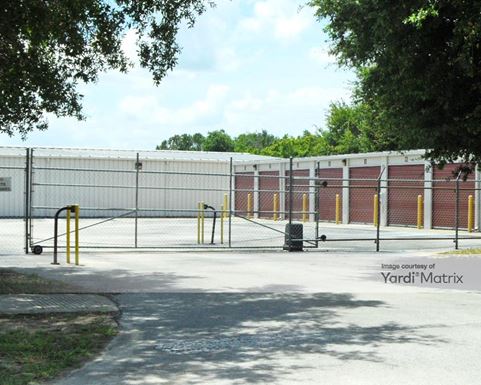 Source URL: https://cdnsc.rentcafe.com/dmslivecafe/3/1065186/1065186-1-5.jpg?width=-1&height=385&quality=80