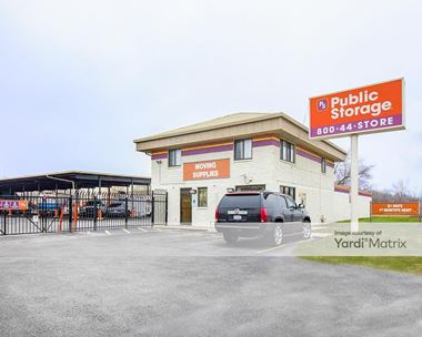 Storage Units for Rent available at 939 East 95th Street, Chicago, IL 60619