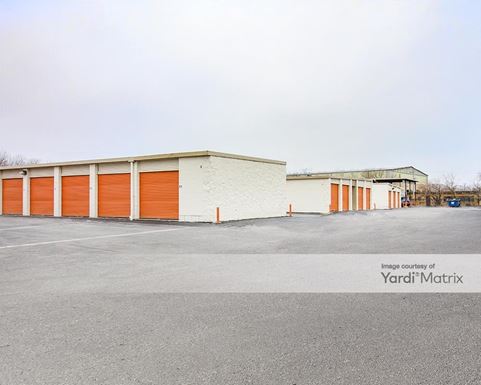 Source URL: https://cdnsc.rentcafe.com/dmslivecafe/3/1065200/1065200-1-4.jpg?width=-1&height=385&quality=80