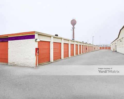 Source URL: https://cdnsc.rentcafe.com/dmslivecafe/3/1065203/1065203-1-4.jpg?width=-1&height=385&quality=80