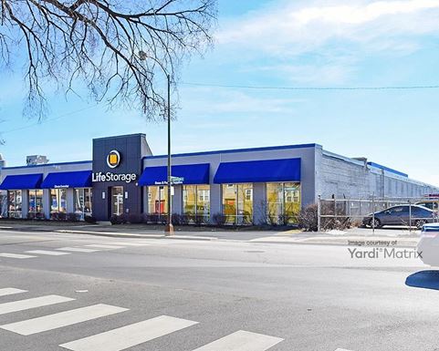 Source URL: https://cdnsc.rentcafe.com/dmslivecafe/3/1065210/1065210-1-2.jpg?width=-1&height=385&quality=80