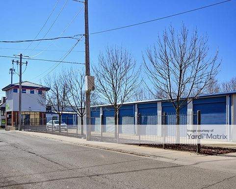 Source URL: https://cdnsc.rentcafe.com/dmslivecafe/3/1065214/1065214-1-4.jpg?width=-1&height=385&quality=80