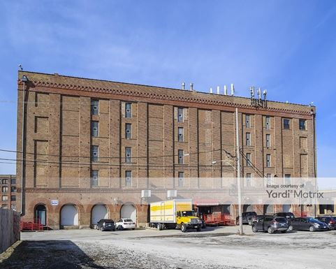 Source URL: https://cdnsc.rentcafe.com/dmslivecafe/3/1065215/1065215-1-5.jpg?width=-1&height=385&quality=80