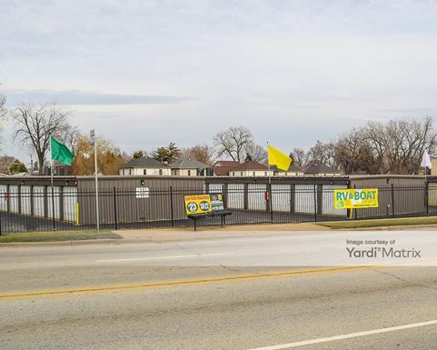 Source URL: https://cdnsc.rentcafe.com/dmslivecafe/3/1065229/1065229-1-3.jpg?width=-1&height=385&quality=80