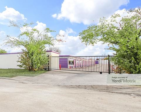 Source URL: https://cdnsc.rentcafe.com/dmslivecafe/3/1065254/1065254-1-5.jpg?width=-1&height=385&quality=80