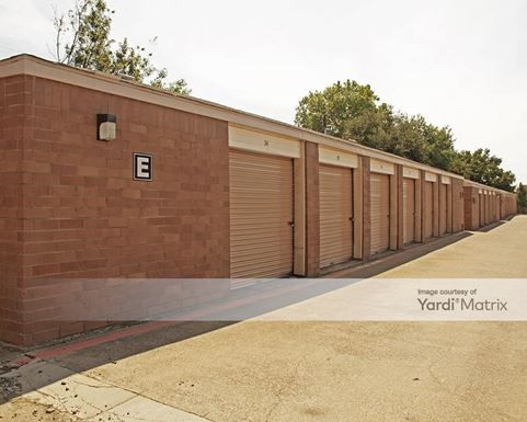 Source URL: https://cdnsc.rentcafe.com/dmslivecafe/3/1065256/1065256-1-4.jpg?width=-1&height=385&quality=80