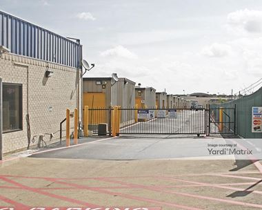 Storage Units for Rent available at 150 North Clark Road, Cedar Hill, TX 75104