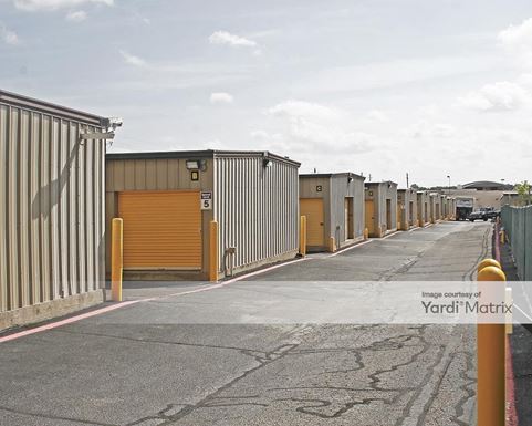 Source URL: https://cdnsc.rentcafe.com/dmslivecafe/3/1065267/1065267-1-2.jpg?width=-1&height=385&quality=80