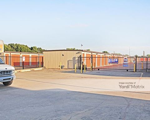 Source URL: https://cdnsc.rentcafe.com/dmslivecafe/3/1065290/1065290-1-2.jpg?width=-1&height=385&quality=80