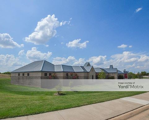 Source URL: https://cdnsc.rentcafe.com/dmslivecafe/3/1065292/1065292-1-2.jpg?width=-1&height=385&quality=80