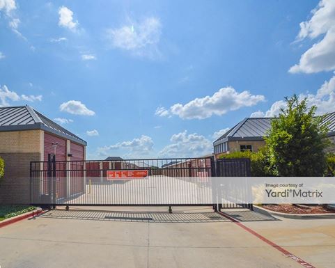 Source URL: https://cdnsc.rentcafe.com/dmslivecafe/3/1065292/1065292-1-3.jpg?width=-1&height=385&quality=80