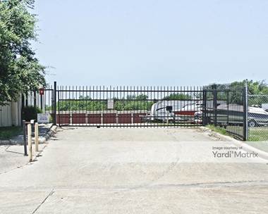 Storage Units for Rent available at 307 Industrial Drive, Waxahachie, TX 75165
