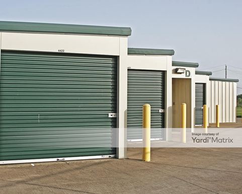 Source URL: https://cdnsc.rentcafe.com/dmslivecafe/3/1065305/1065305-1-4.jpg?width=-1&height=385&quality=80