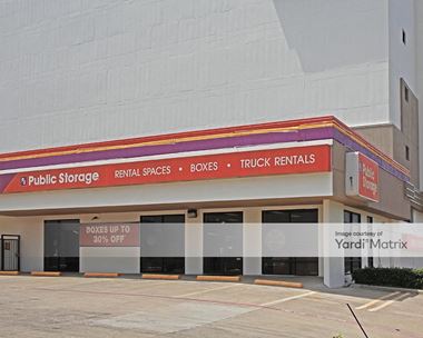 Storage Units for Rent available at 5342 East Mockingbird Lane, Dallas, TX 75206