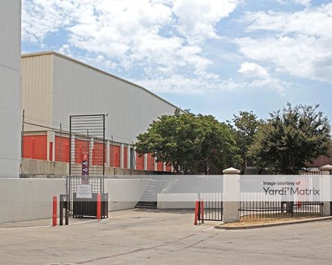 Source URL: https://cdnsc.rentcafe.com/dmslivecafe/3/1065318/1065318-1-4.jpg?width=-1&height=385&quality=80