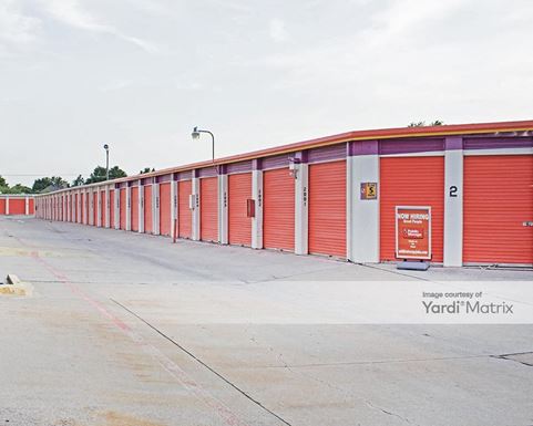 Source URL: https://cdnsc.rentcafe.com/dmslivecafe/3/1065321/1065321-1-3.jpg?width=-1&height=385&quality=80